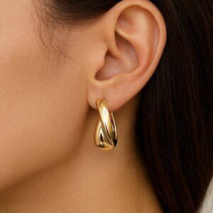 Gold Teardrop Hoop Earrings | 14K Plated Polished NWT | Giftable